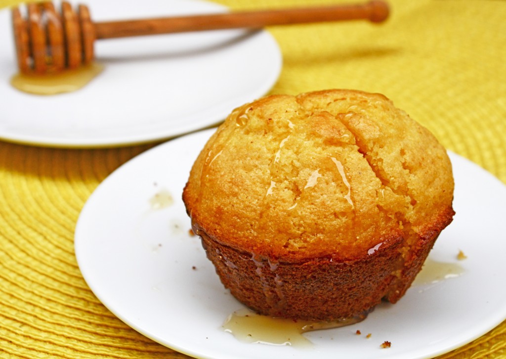 Honey Cornbread Muffins Recipe, The Neelys